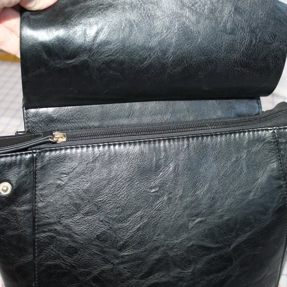 N/A black faux